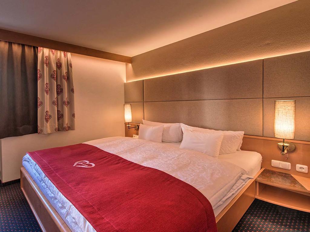 سيرفاوس Hotel Universo الغرفة الصورة